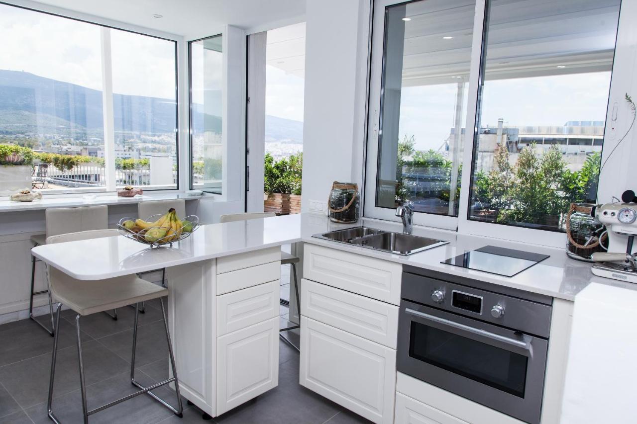 Ferienwohnung Gorgeous Penthouse With Private Jacuzzi And Amazing View! Athen Exterior foto